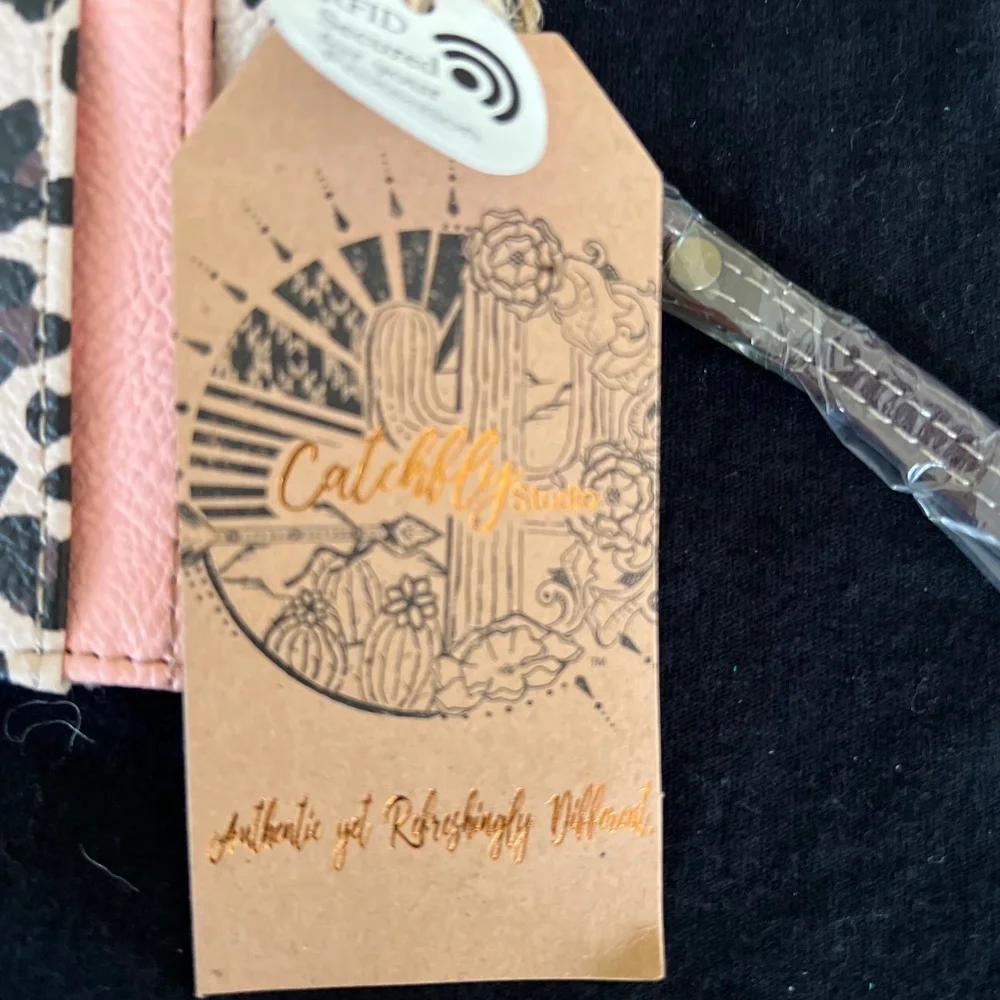 Catchfly Ladies Tie Dye Card and Keys Coin Purse Wallet